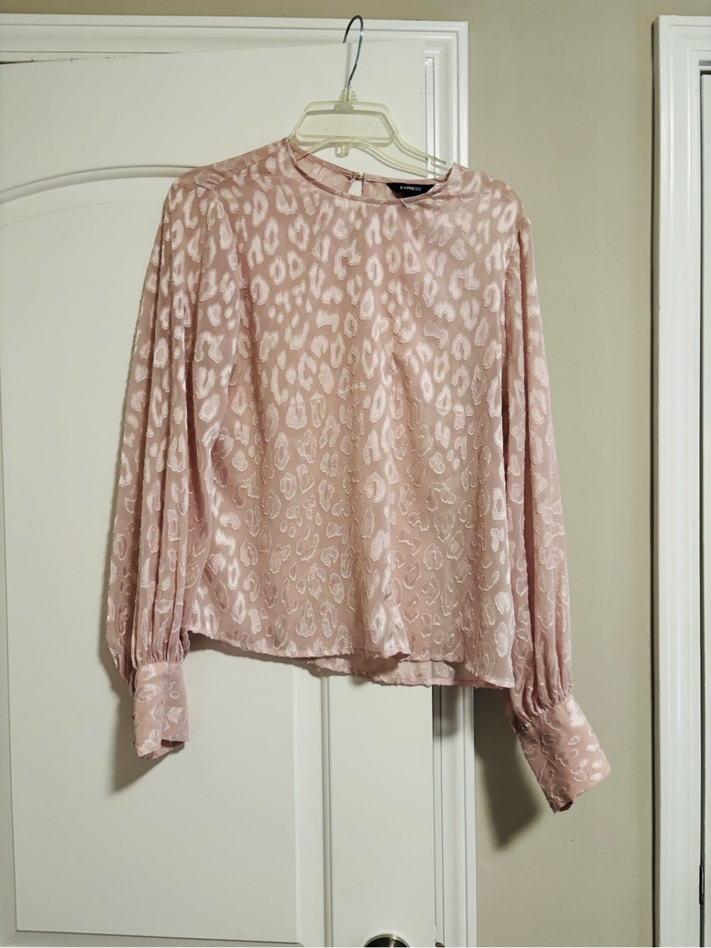 EXPRESS, Lush Pink Animal-Print Long-Sleeve Blouse, Size Medium